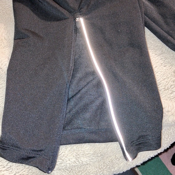 Umbro Reflective Warmups, Large - Picture 5 of 7